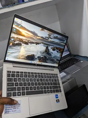 Laptop HP ProBook 440 8GB Intel Core i5 SSD 256GB