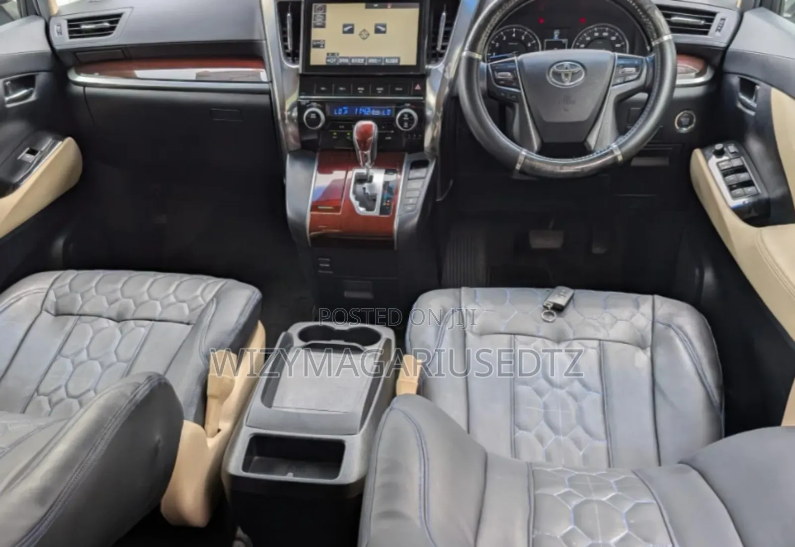 Toyota Alphard 2016 Purple