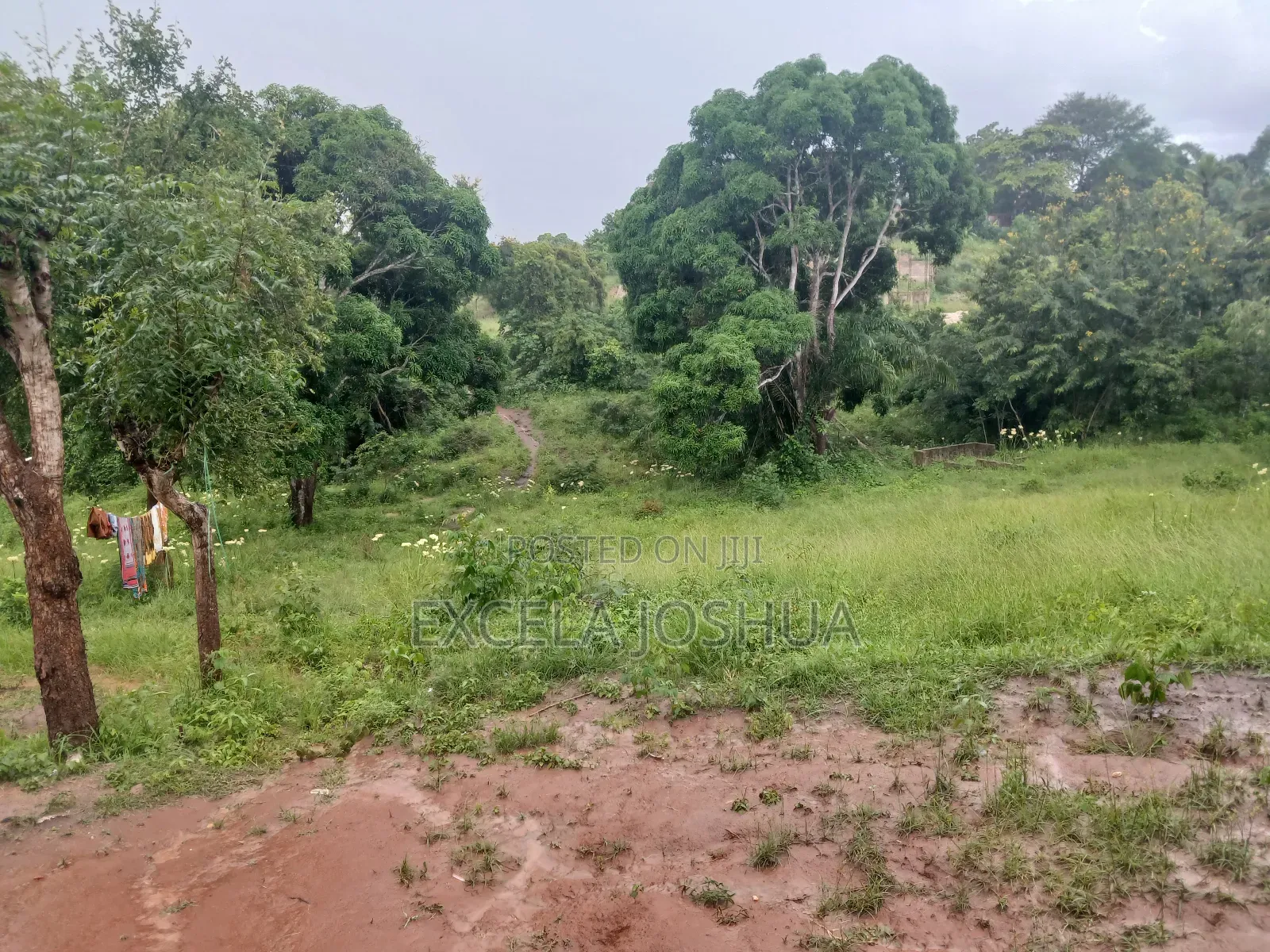 Kiwanja Kinauzwa Mbezi Luguruni Kwembe