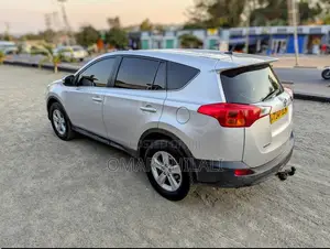 Toyota RAV4 2013 Silver