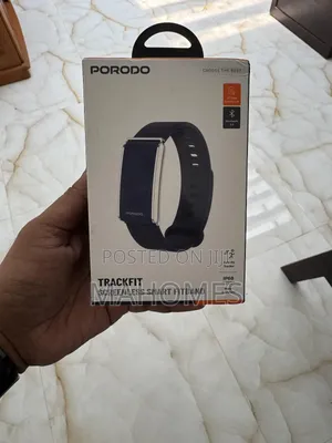 Porodo →Trackfit Pro Smart Bracelet Fitness With Display