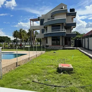 8bdrm Bungalow in Kahwa Real Estate, Kunduchi for rent