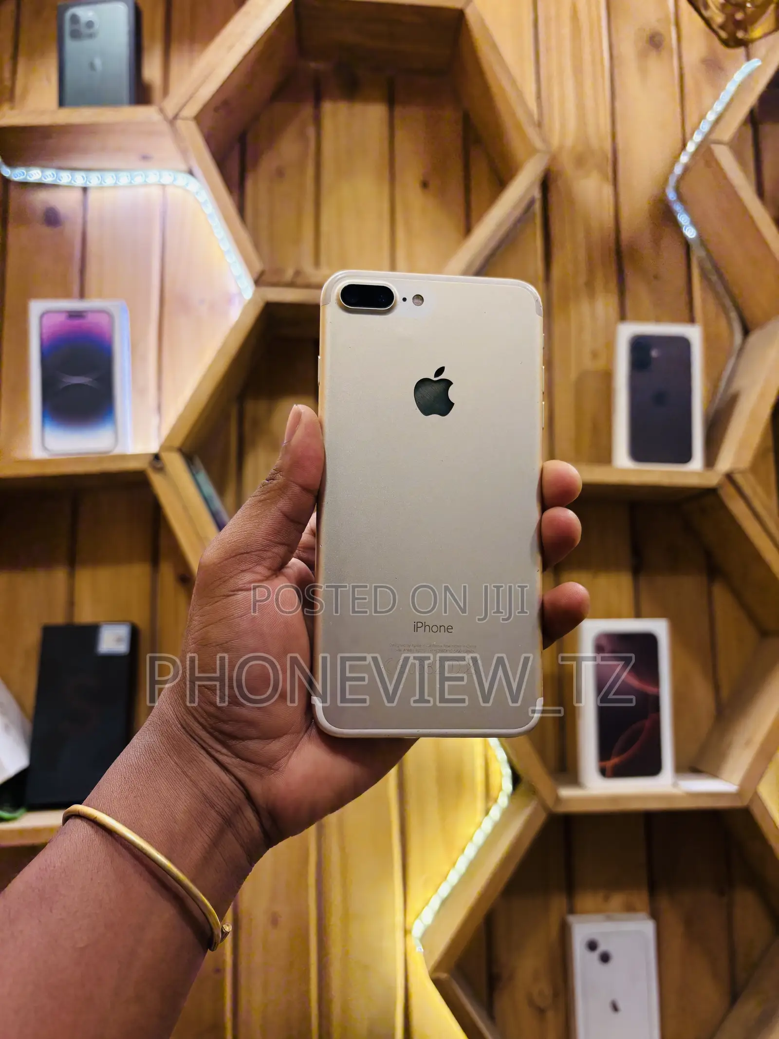 Apple iPhone 7 Plus 128 GB Gold