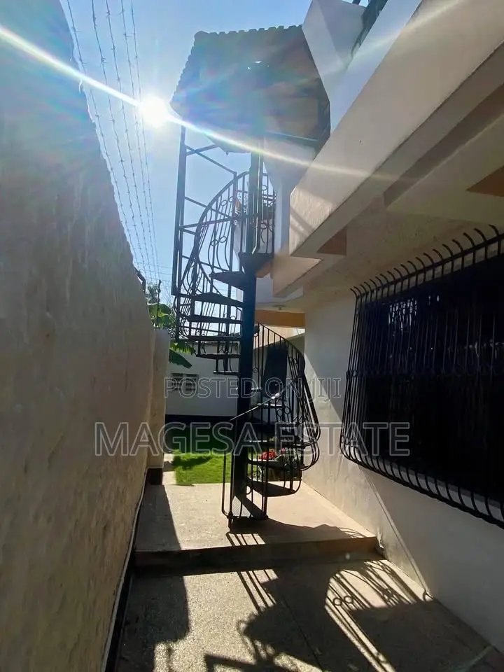 3bdrm Apartment in Best Bite Namanga for rent