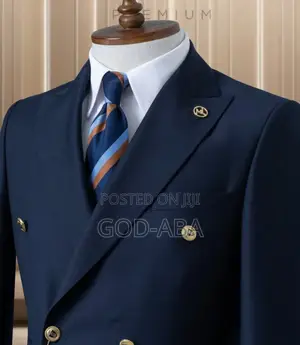 Mens Suits//Classic Suits