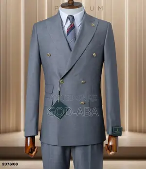Mens Suits//Classic Suits