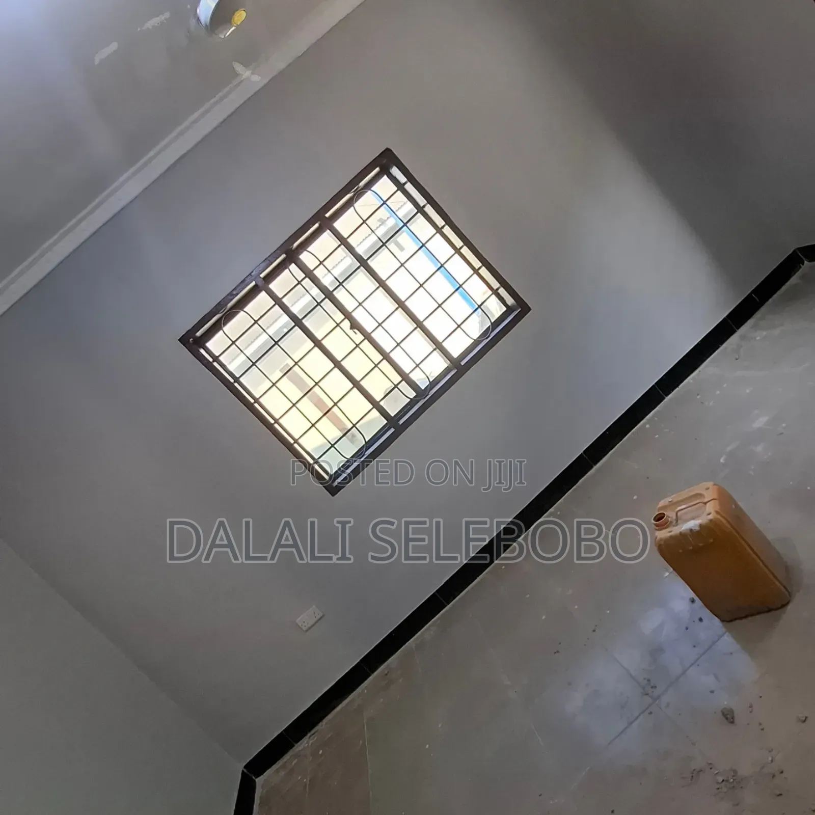 4bedrooms Stand Alone Private Office Pia