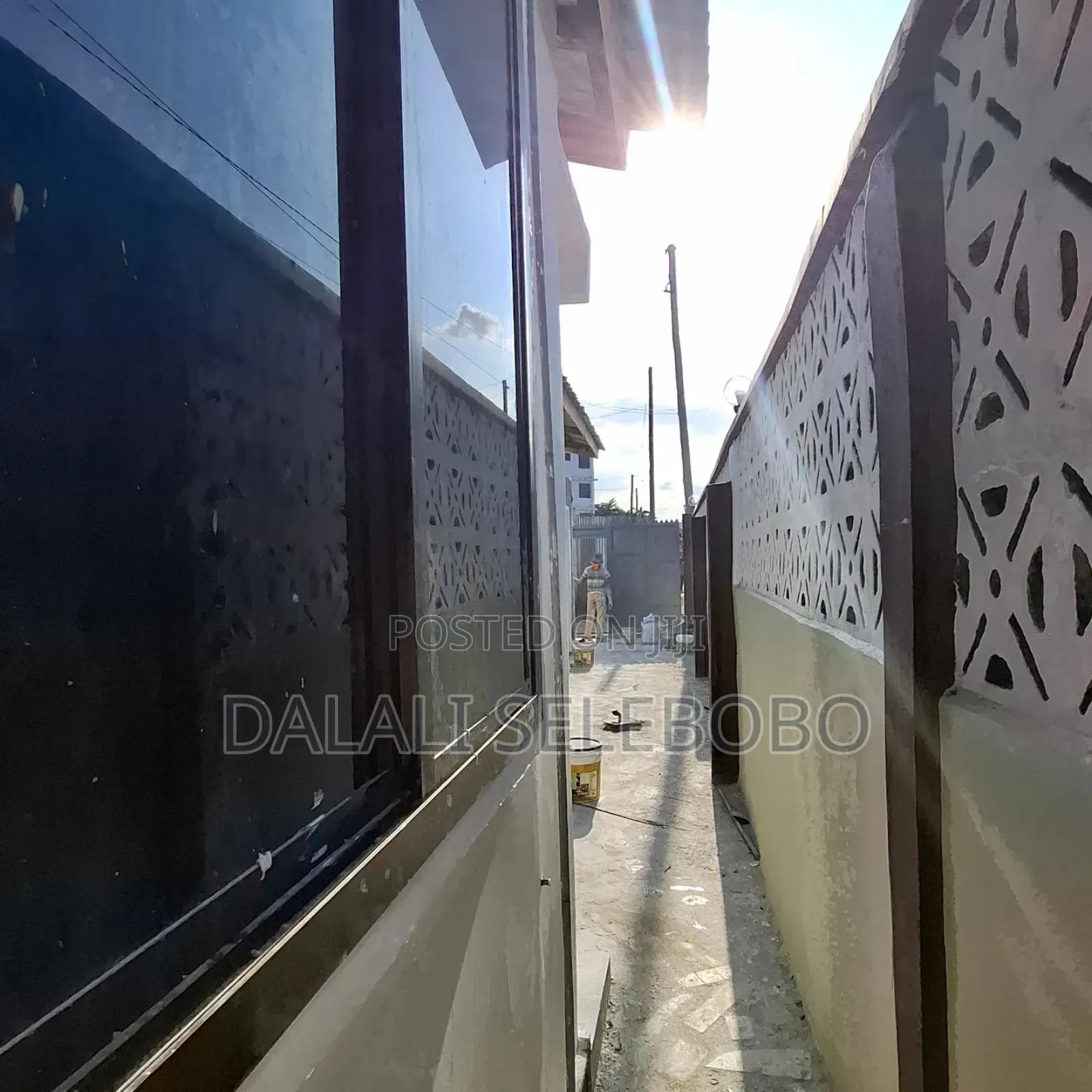 4bedrooms Stand Alone Private Office Pia