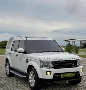 Land Rover Discovery 2014 White