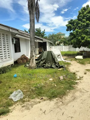 5bdrm House in Mbezibeach Makonde for sale