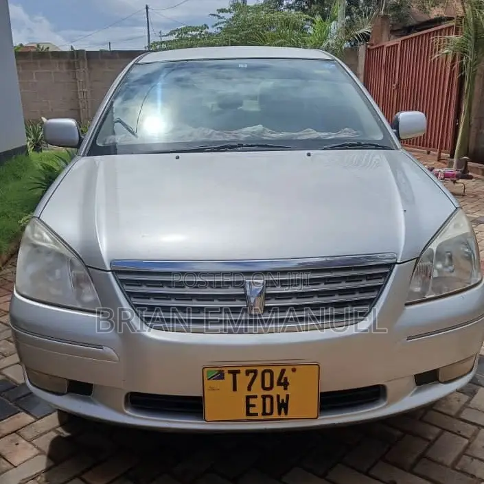 Toyota Premio 2004 Silver