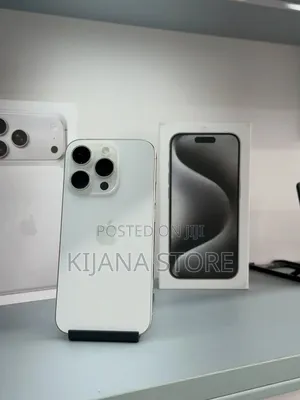 New Apple iPhone 15 Pro Max 256 GB Silver