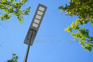 Taa Ya Solar Ya Kiwango Cha Kimataifa: 500w, 165ah Mwangaza Tele 13000
