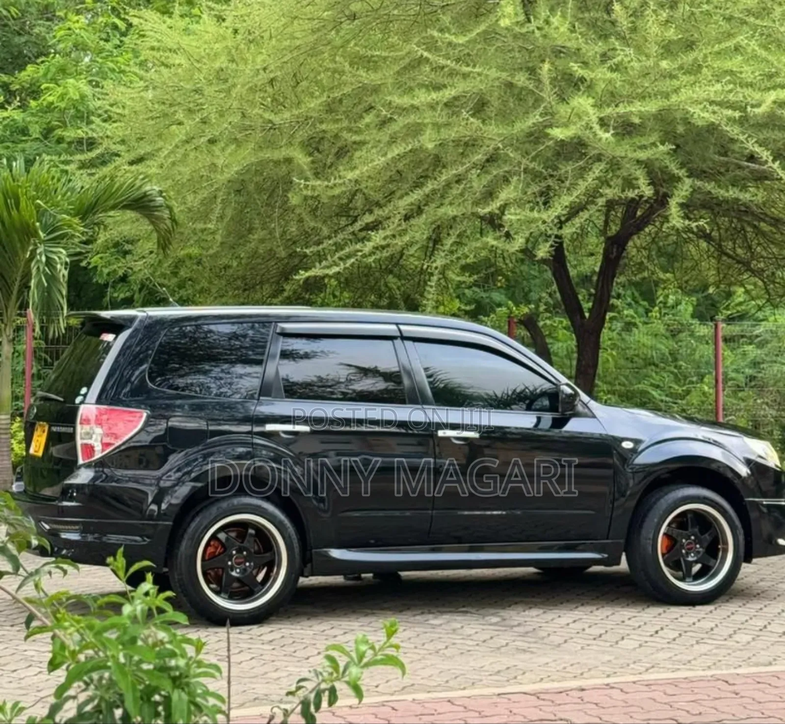 Subaru Forester 2010 Black