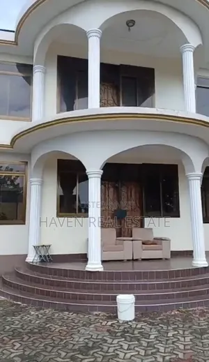 5bdrm House in Mtoni for sale