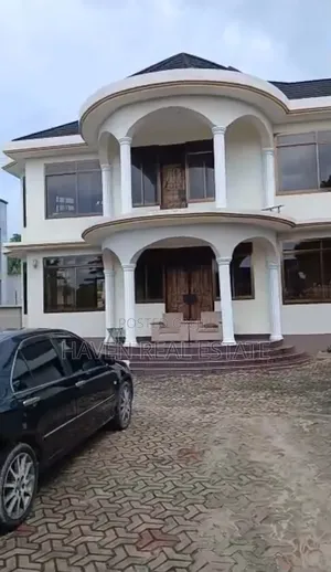5bdrm House in Mtoni for sale