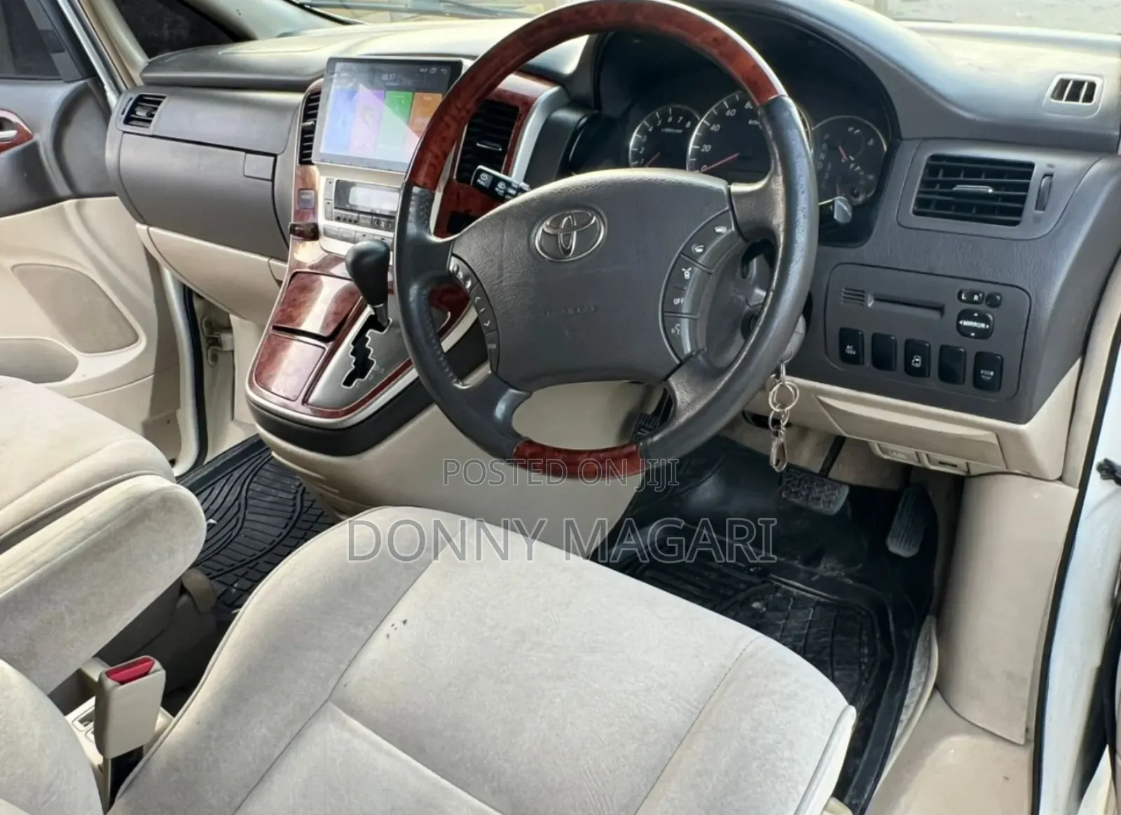 Toyota Alphard 2005 White