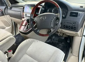 Toyota Alphard 2005 White