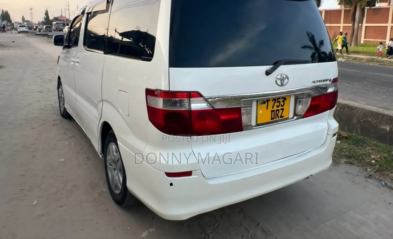 Toyota Alphard 2005 White