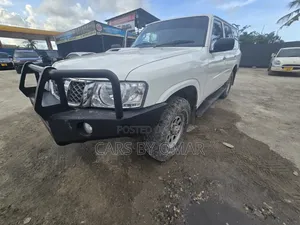 Nissan Patrol 2019 White