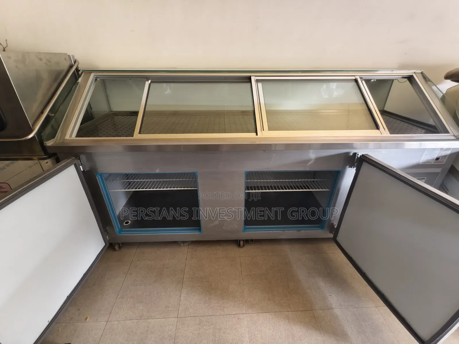 Commercial Saladette and Sandwich Preparation Counter