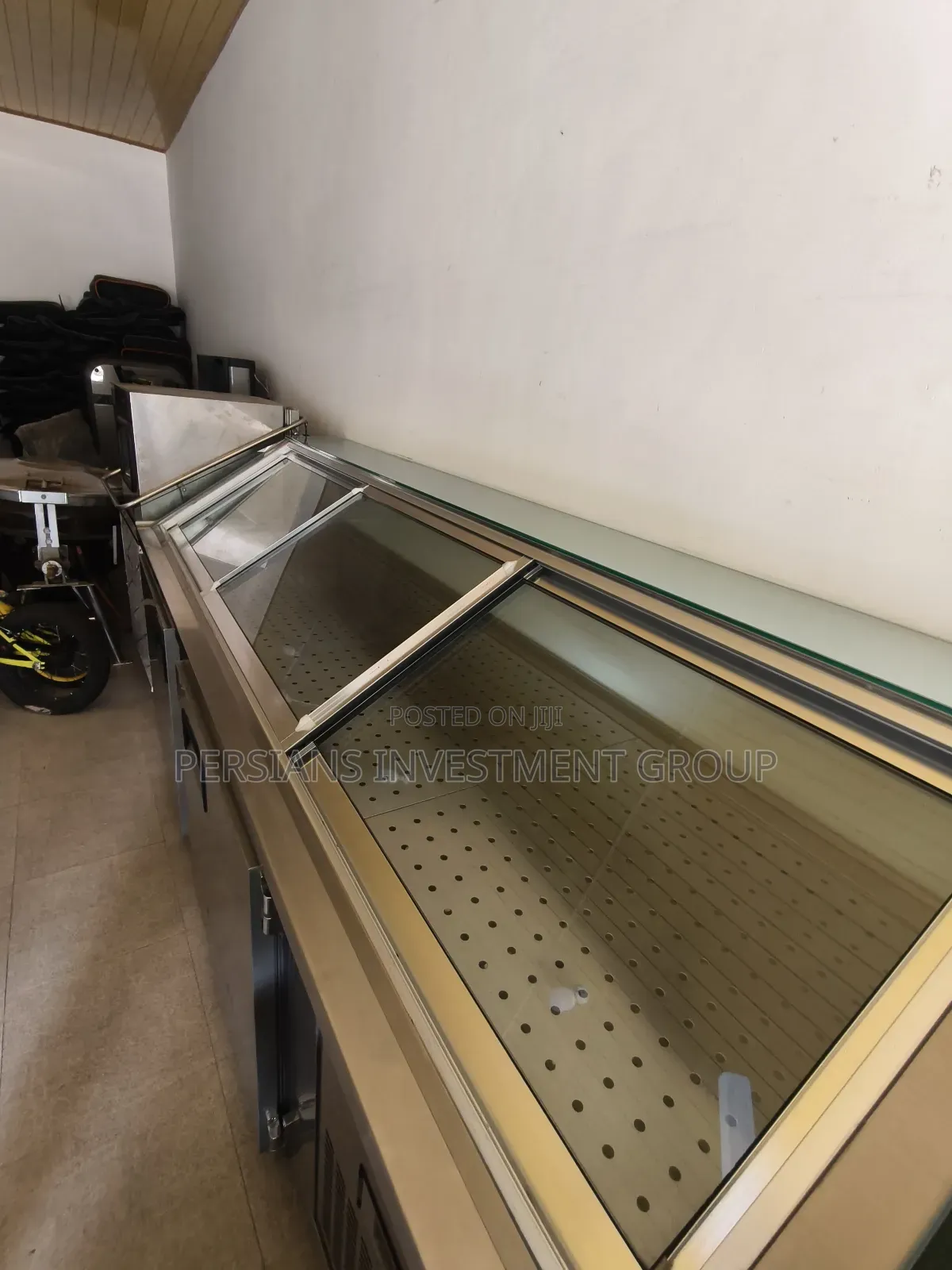 Commercial Saladette and Sandwich Preparation Counter