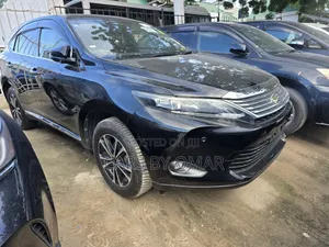 Toyota Harrier 2021 White