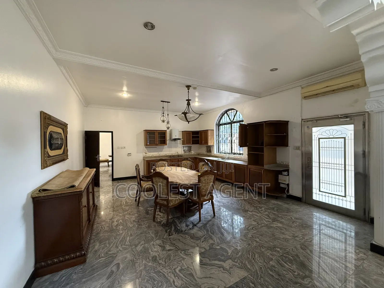 5bdrm Mansion in Coolest Estate, Masaki for rent