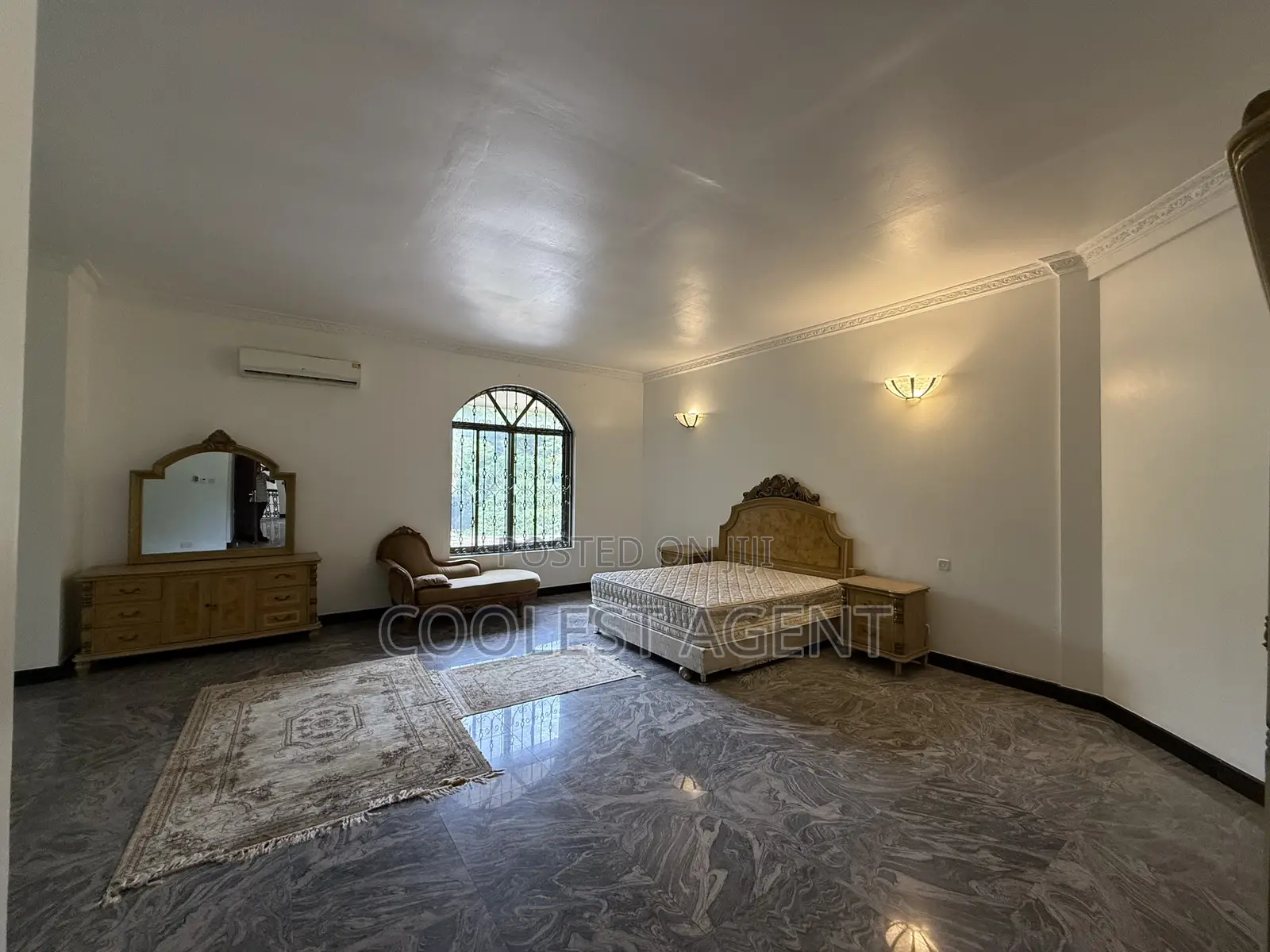 5bdrm Mansion in Coolest Estate, Masaki for rent