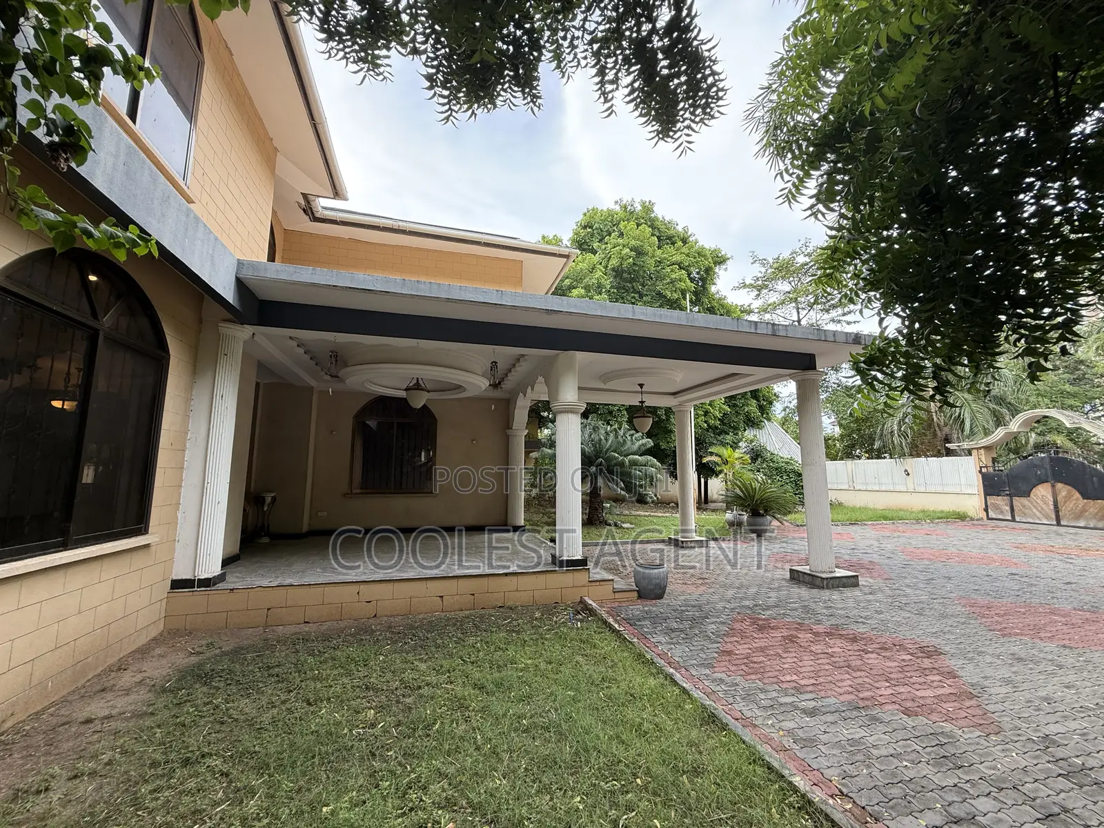 5bdrm Mansion in Coolest Estate, Masaki for rent