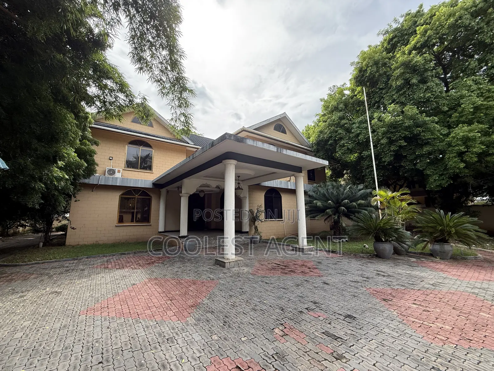 5bdrm Mansion in Coolest Estate, Masaki for rent