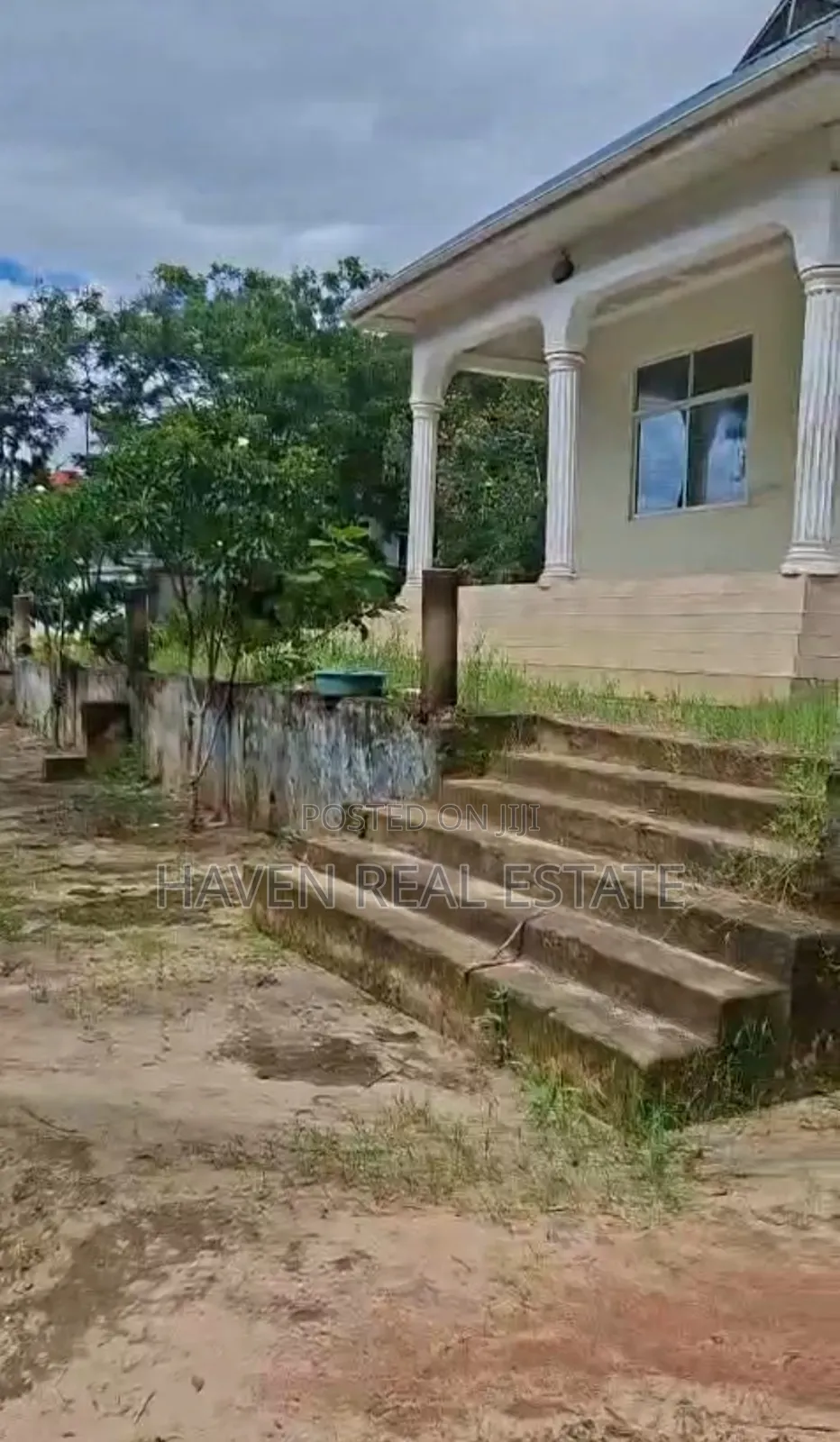 4bdrm House in Goba for sale