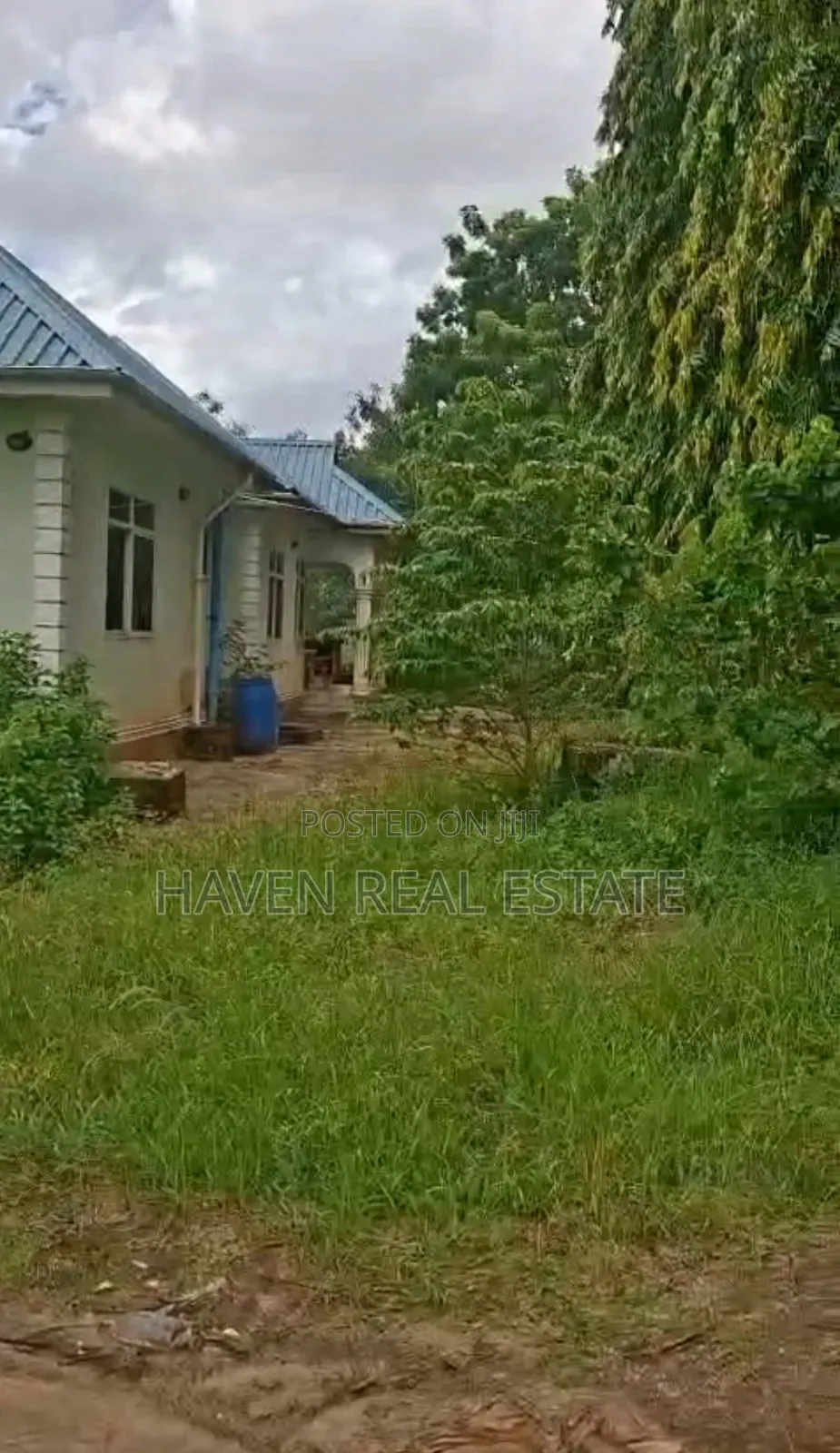 4bdrm House in Goba for sale