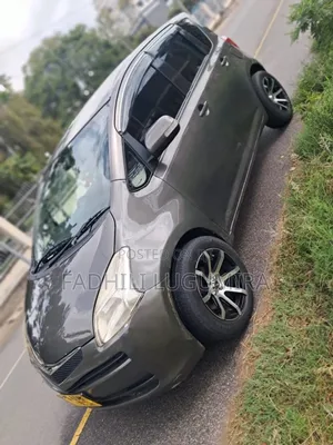 Toyota Ractis 2006 Gray