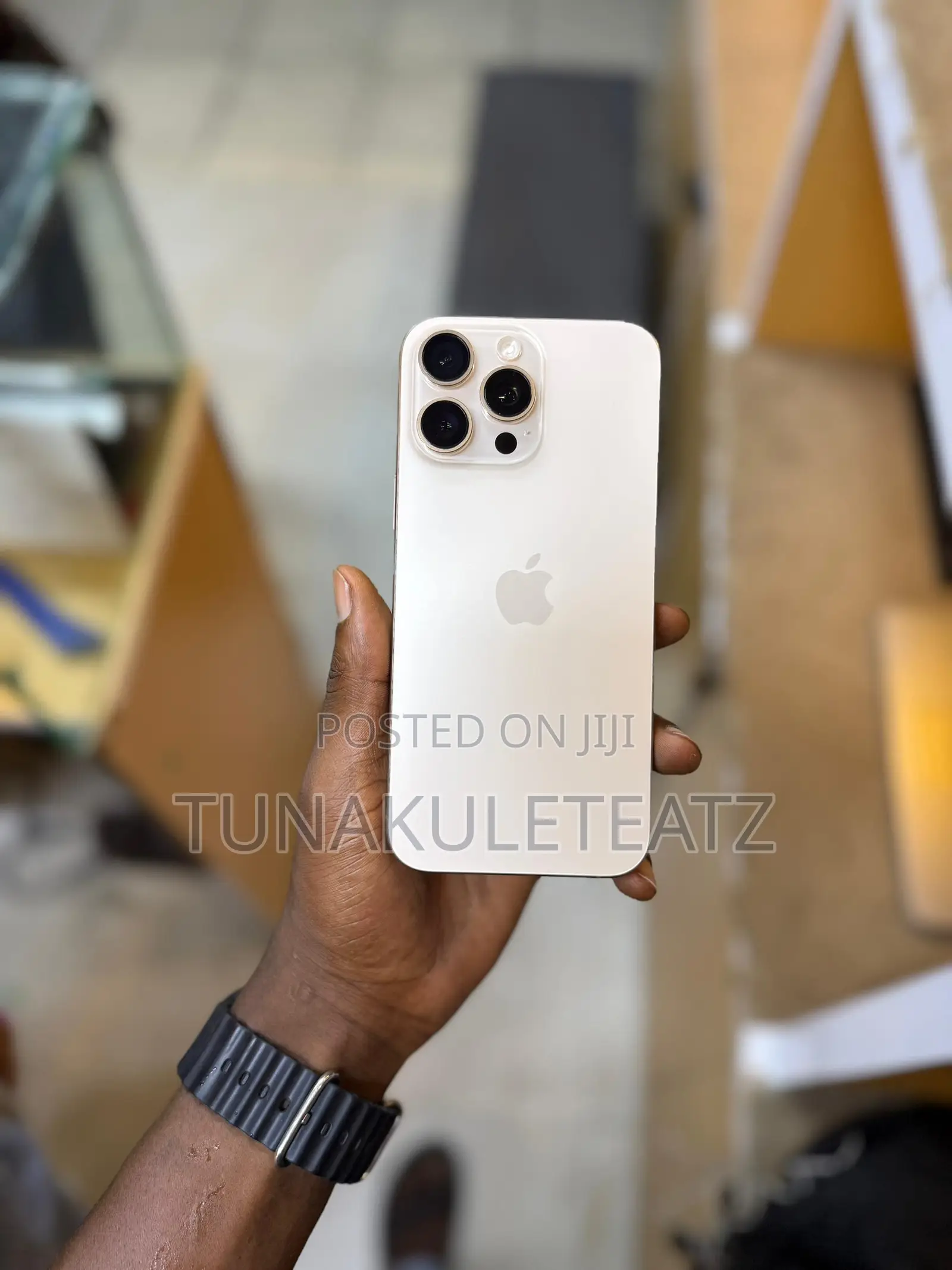 Apple iPhone 16 Pro Max 256 GB Rose Gold