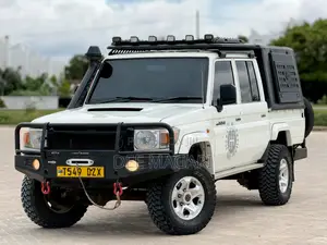 Toyota Land Cruiser 2020 White