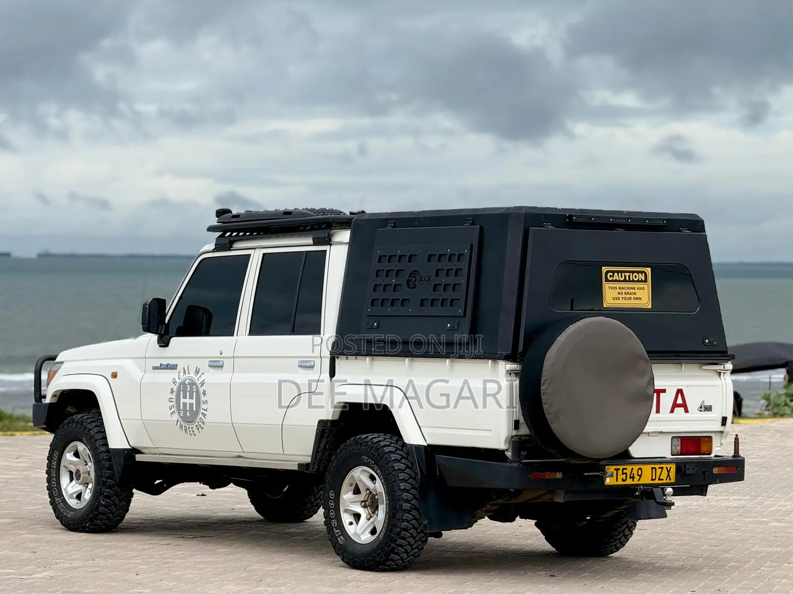 Toyota Land Cruiser 2020 White