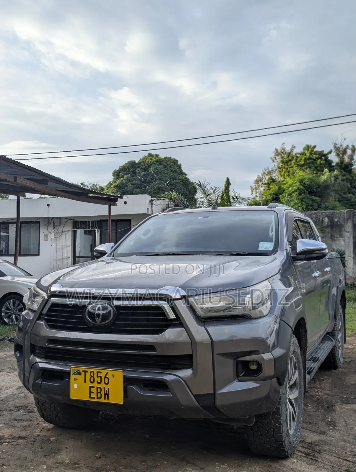 Toyota Hilux Revo Double Cab Deisel 2.8 AWD 2017 Gray