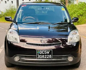 Mazda Verisa 2004 Black