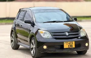 Toyota IST 2004 Black