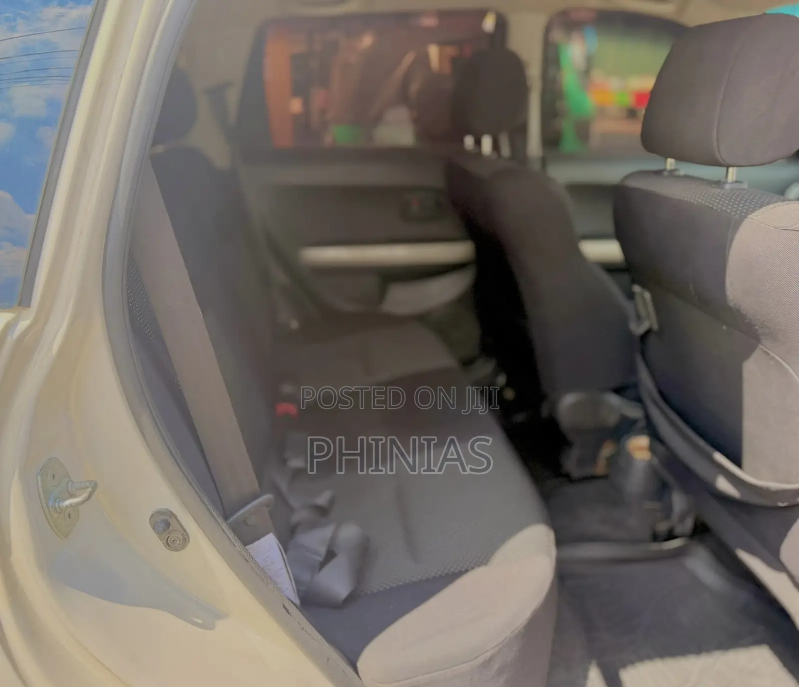 Toyota IST 2004 White