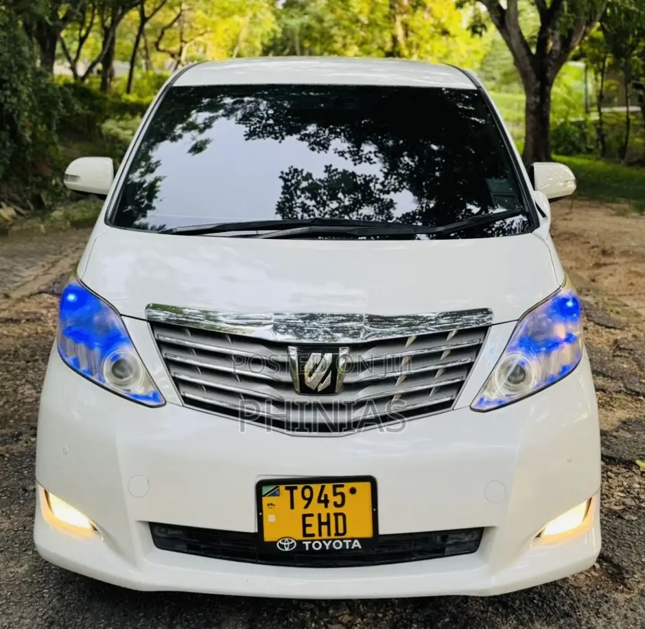 Toyota Alphard 2011 White