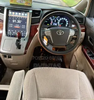 Toyota Alphard 2011 White