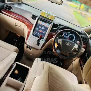 Toyota Alphard 2011 White