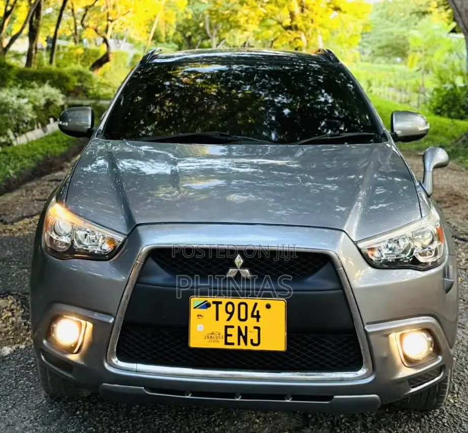 Mitsubishi RVR 2.0 2011 Gray