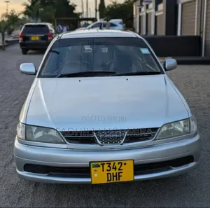 Toyota Carina 2001 Silver
