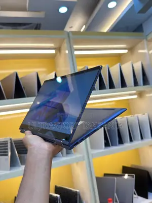New Laptop HP Dragonfly G2 8GB Intel Core i5 SSD 256GB