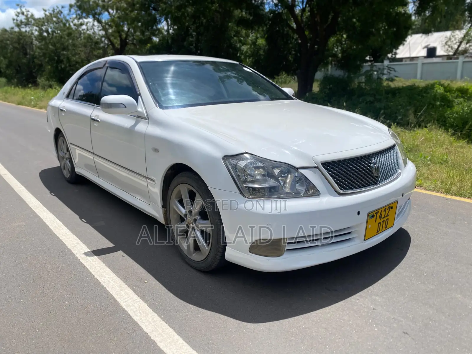 Toyota Crown 2004 White