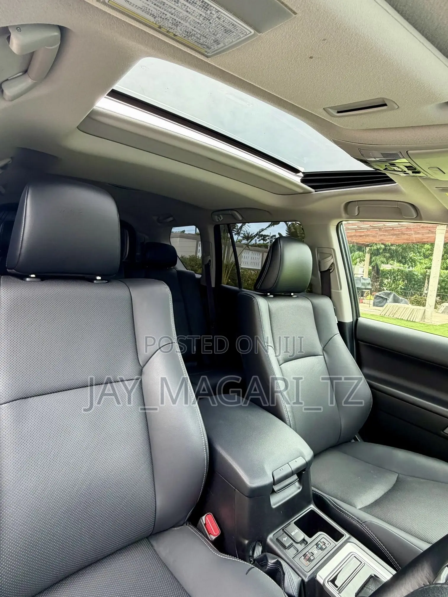 Toyota Land Cruiser Prado 2023 White