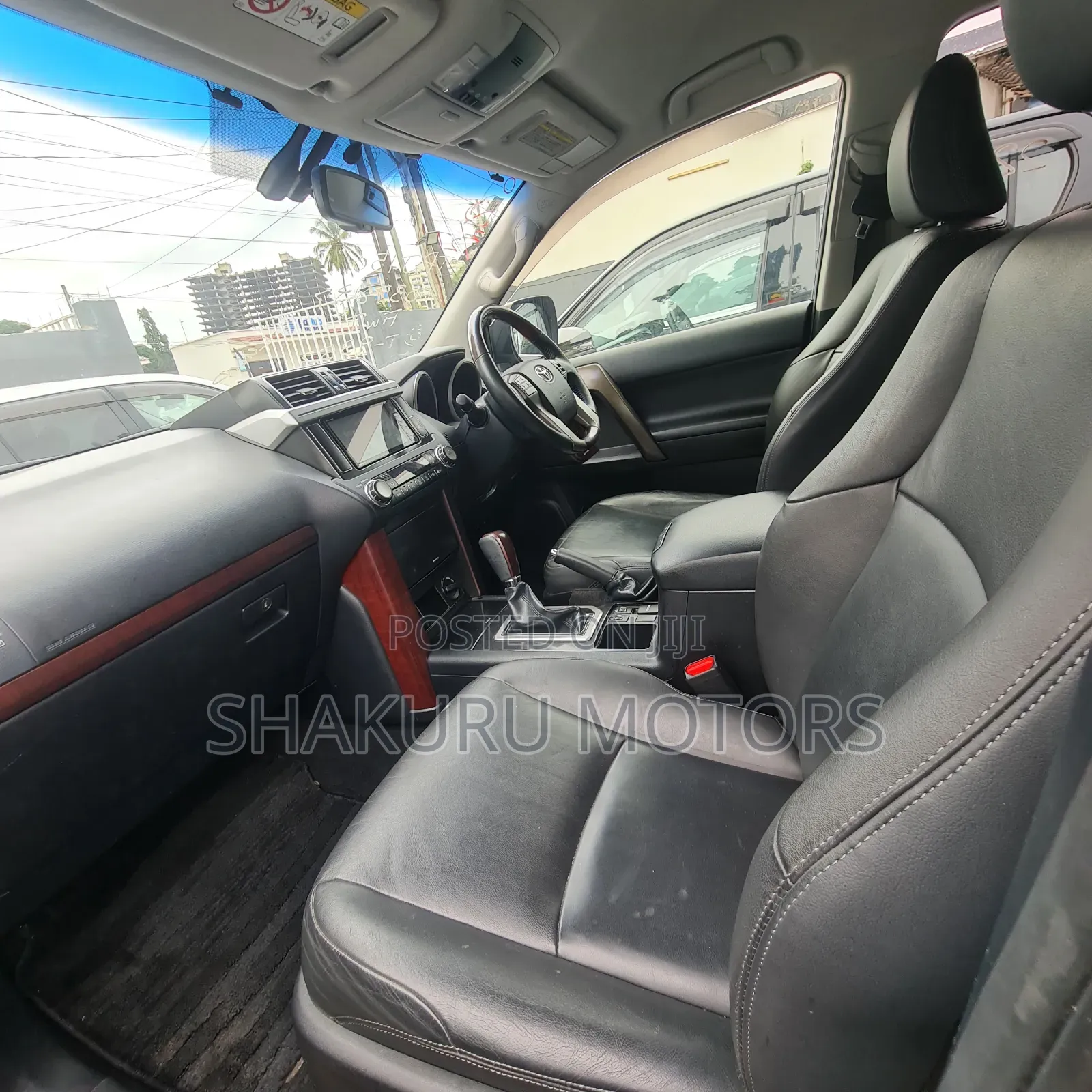 Toyota Land Cruiser Prado 2013